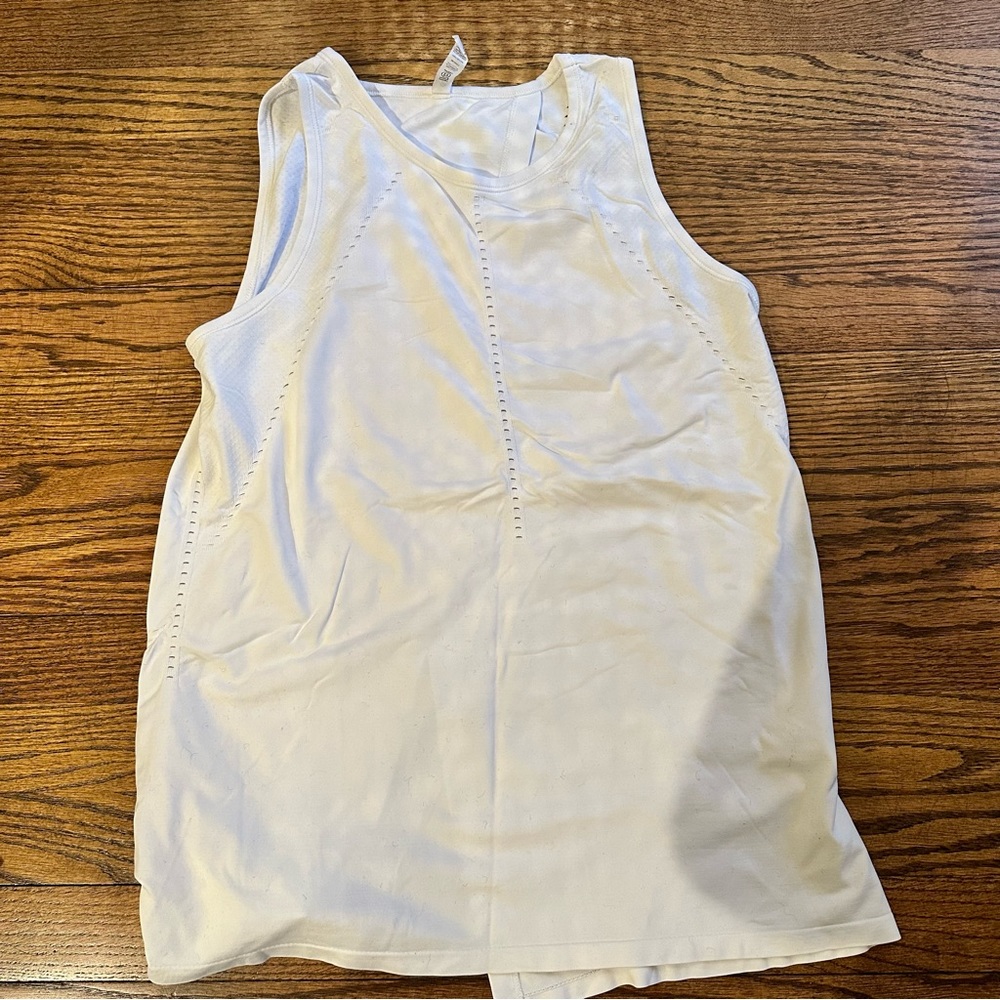 Athleta Foothill Seamless Tank in White - Sz S